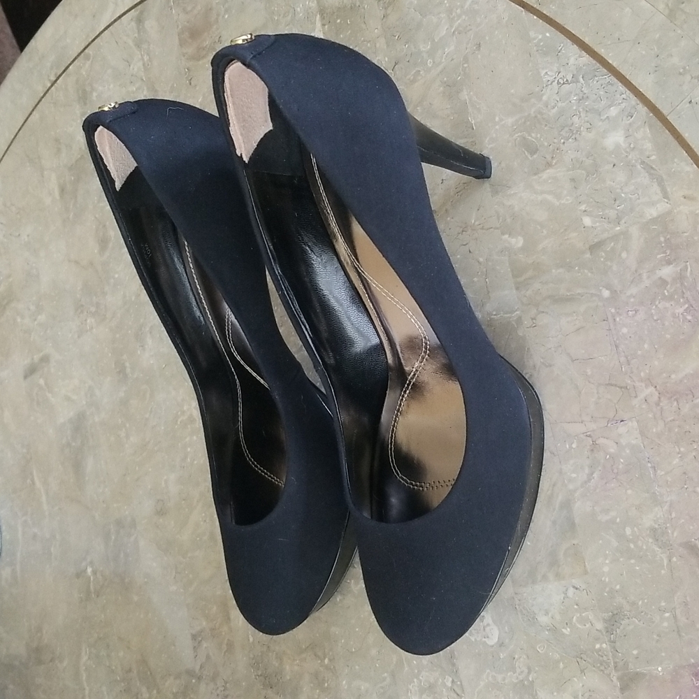 Tahari Womens Shoes, Size 10